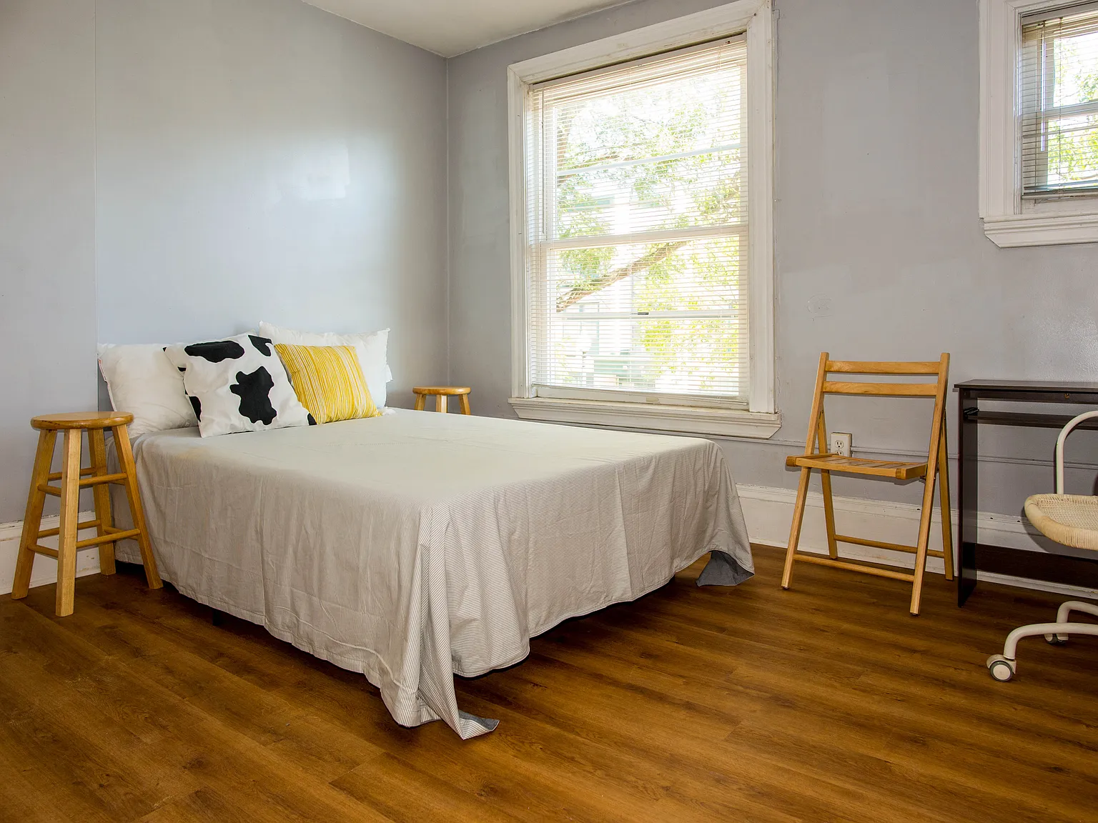 4 bed, 1.5 bath, 1300 sqft, $5,600 — Photo 4