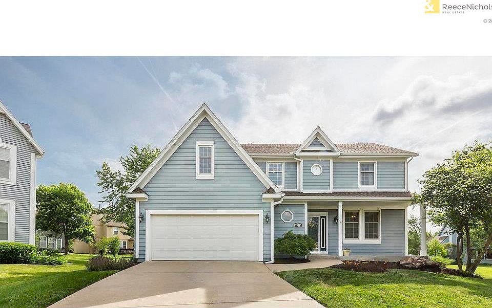 Fan favorite 4 bedroom on a cul-de-sac with the most amazing highway access!
