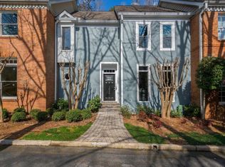 1036 Huntcliff, Sandy Springs, GA 30350