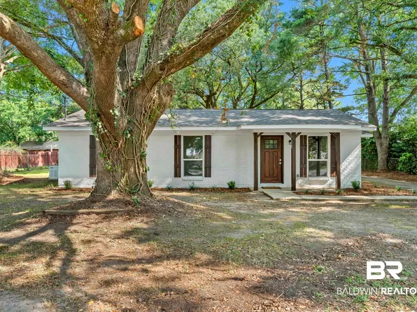 9156 Paula Dr, Semmes, AL 36575