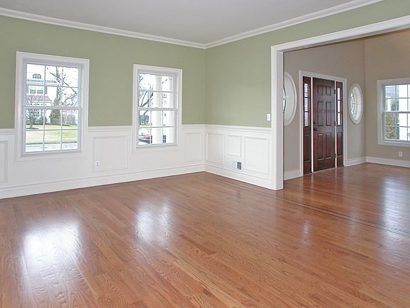 Living Room with waincoting