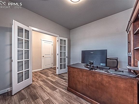 5th image of 10913 Ballona Dr