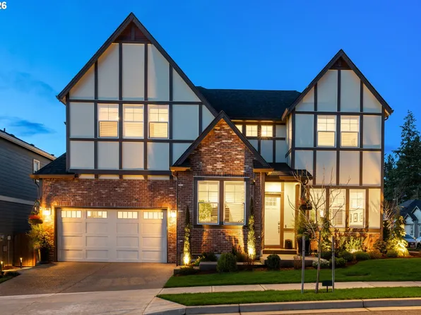 16561 SW Botany Bay Ln, Tigard, OR 97224