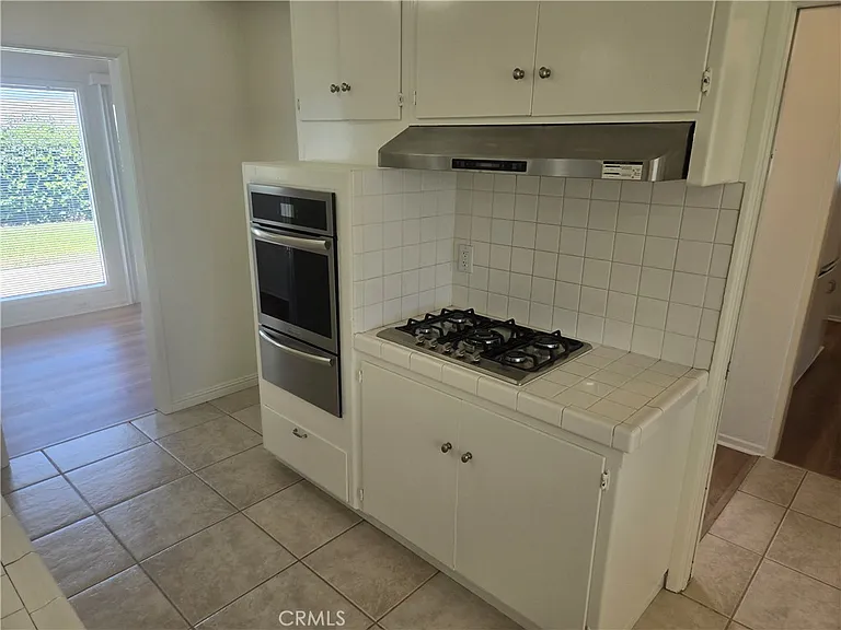5769 E Oakbrook St — Photo 2