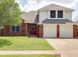 549 Mercer St, Grand Prairie, TX 75052
