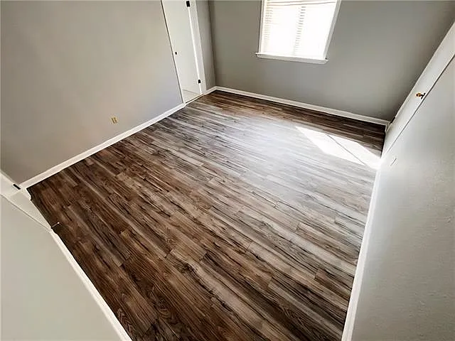 1728 Irma St — Photo 9