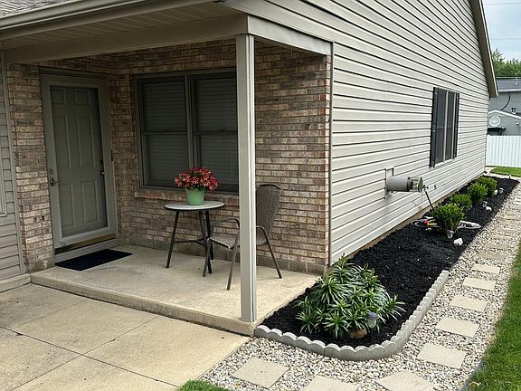 4th image of 1154 Westwood Dr