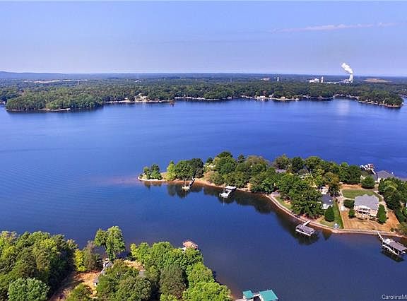 5th image of 558 Lakeview Shores Loop