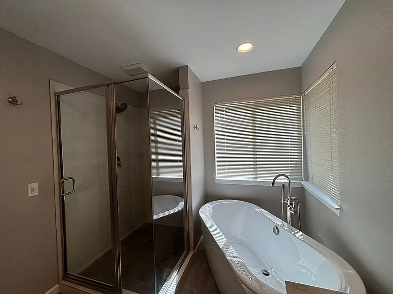 107 Mills Rd — Photo 32