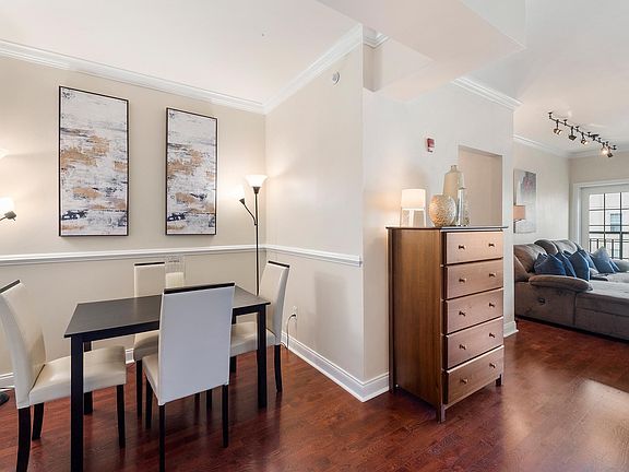 3rd image of 500 Admirals Way Unit 428A