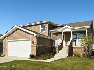 16400 Siegel Dr, Crest Hill, IL 60403