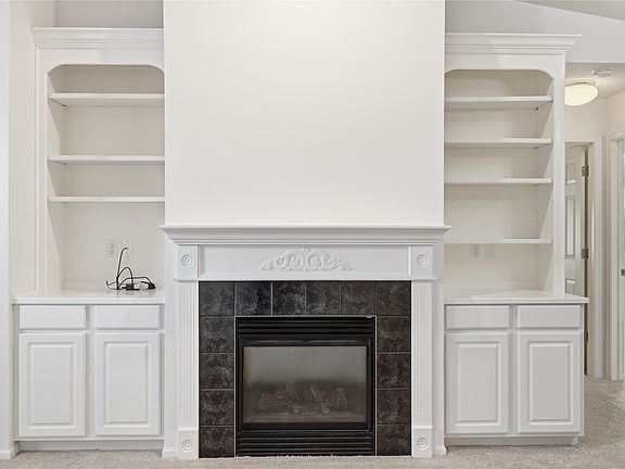 5th image of 9504 Fir Ln