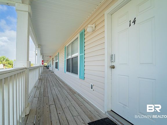 4th image of 1117 W Lagoon Ave #14