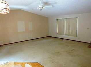 333 Maple St, Dimondale, MI 48821