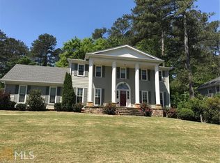 301 Lakeshore Dr NE, Marietta, GA