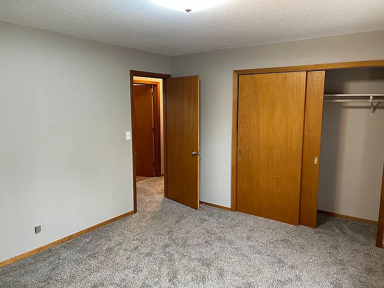 608 S Anderson St — Photo 21