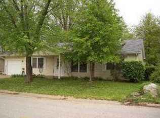 612 Valley Dr, Crawfordsville, IN