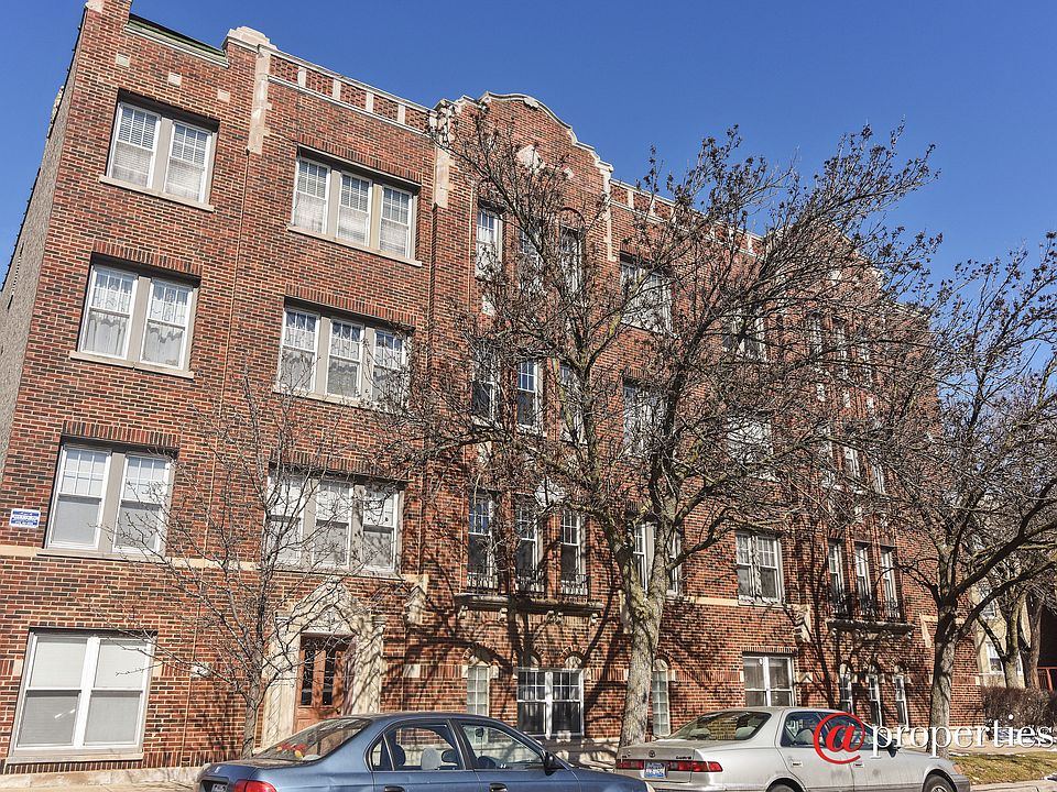 1st image of 2502 W Balmoral Ave #1C