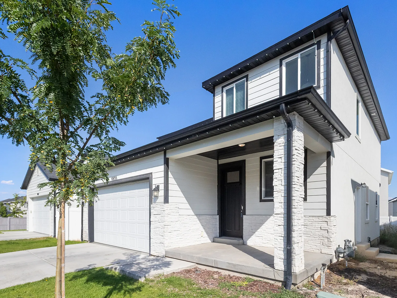 4855 E Breezy Patch Rd — Photo 3