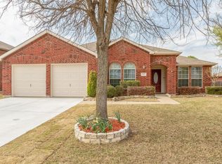 111 Wandering Dr, Forney, TX 75126