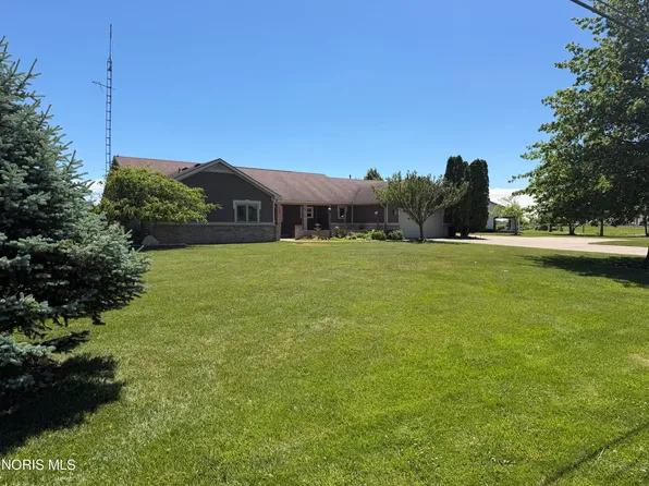 24340 Hull Prairie Rd, Perrysburg, OH 43551