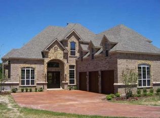5616 Lakeside Dr, Fort Worth, TX 76179