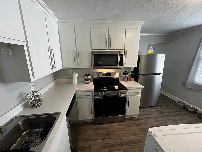 Kitchen 1