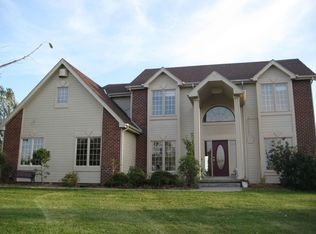 9785 Fowler Dr, Papillion, NE 68046