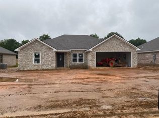 208 Stacy Dr, Paragould, AR 72450