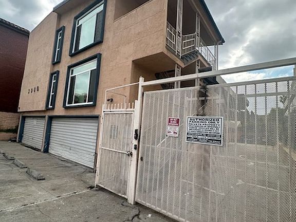 3rd image of 3980 Ingraham St APT 205