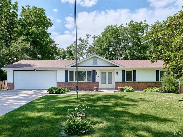 32 Bartley St, Saint Peters, MO 63376