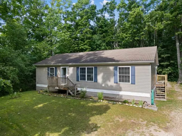 270 Highlands Pike, Harbor Springs, MI 49740