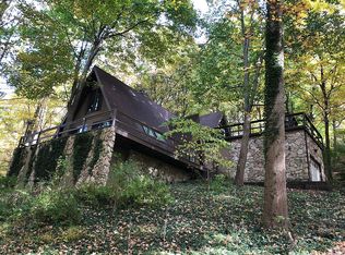 310 Mountain View Rd, Shillington, PA 19607