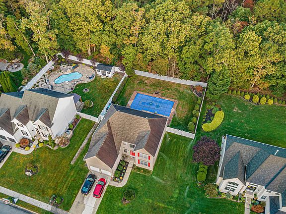 4th image of 108 Birch Dr
