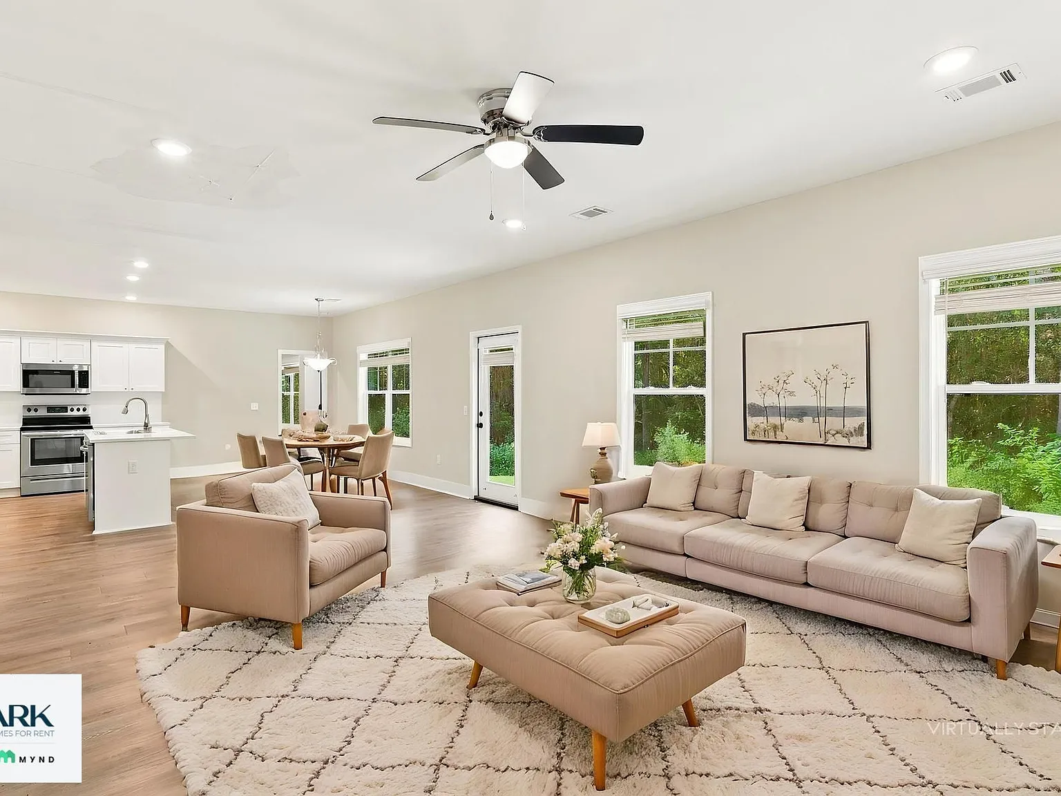 3 bed, 2.0 bath, 1642 sqft, $2,034 — Photo 2