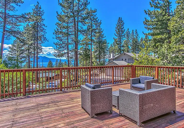 395 Sherwood Dr — Photo 41