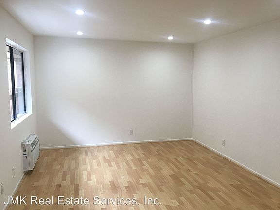 2nd image of 631 E Elk Ave APT 10