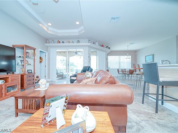 4th image of 2216 SE 11th Place Cpe