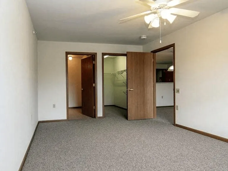 3953 S Prairie Hill Ln — Photo 12