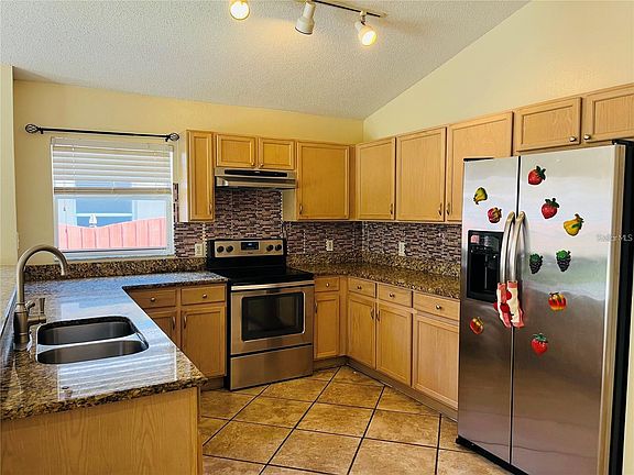 5th image of 1008R Soaring Eagle Ln