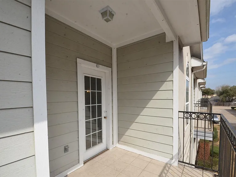 11045 Landswalk Dr #115 — Photo 42