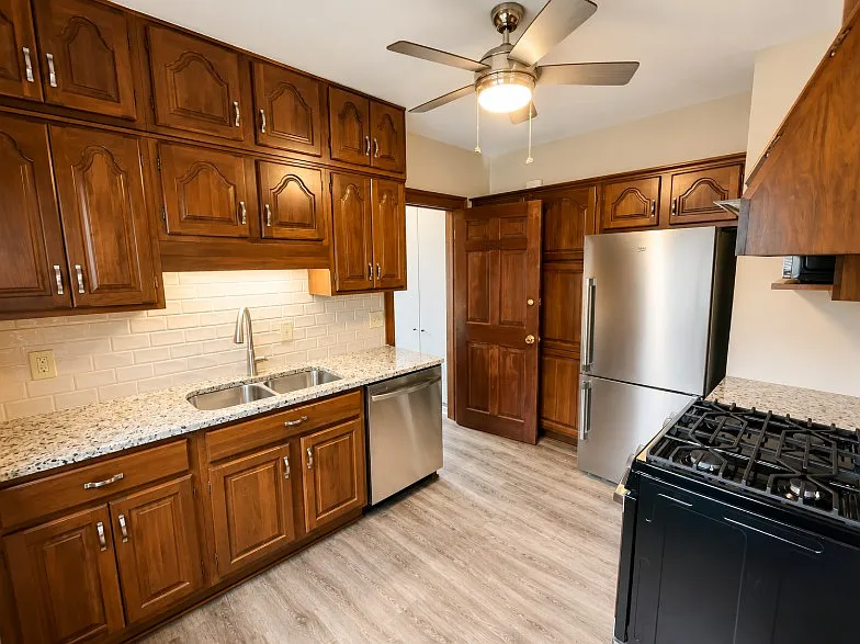 2202 Waterbury Road (Downstairs) — Photo 4