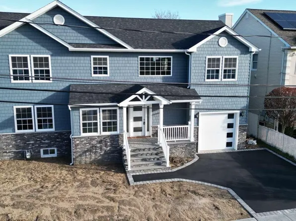 2669 Orchard Street, North Bellmore, NY 11710