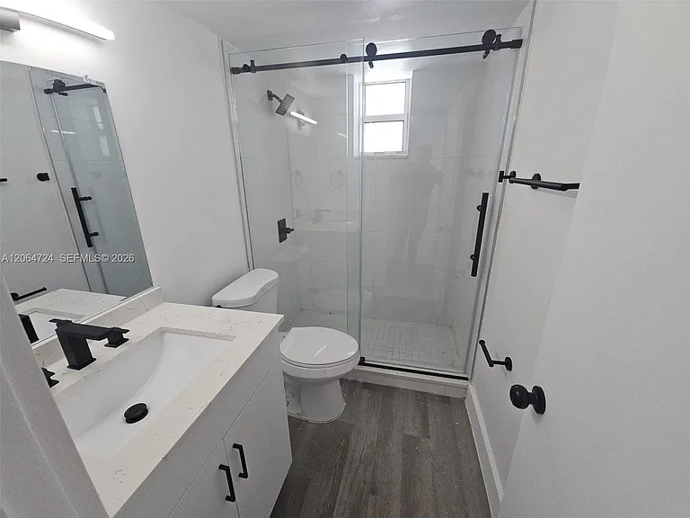8101 Crespi Blvd #403 — Photo 14