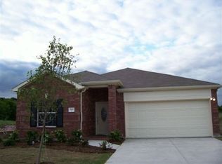 136 Cherokee St, Greenville, TX 75402