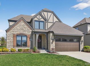 14702 Schoettler Grove Ct, Chesterfield, MO