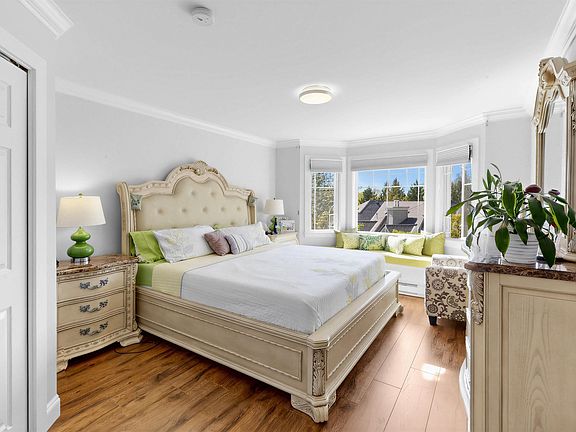 4th image of 7500 Cumberland St #18