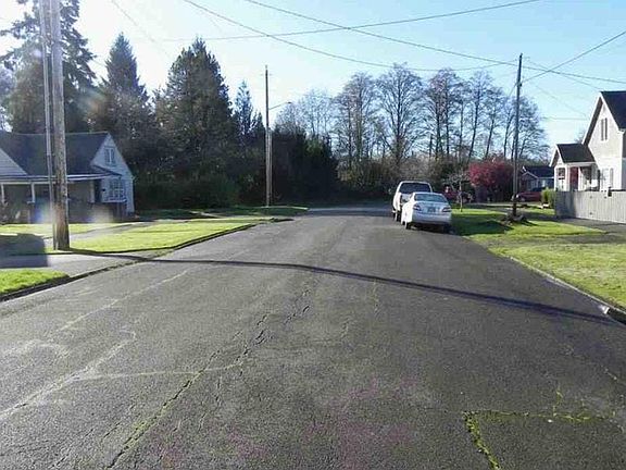 3rd image of 908 1st St