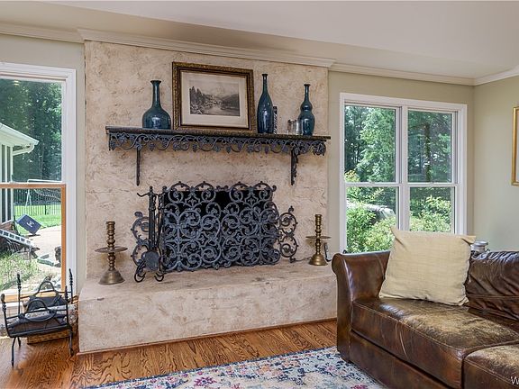 5th image of 7401 Spinnaker Ave NE