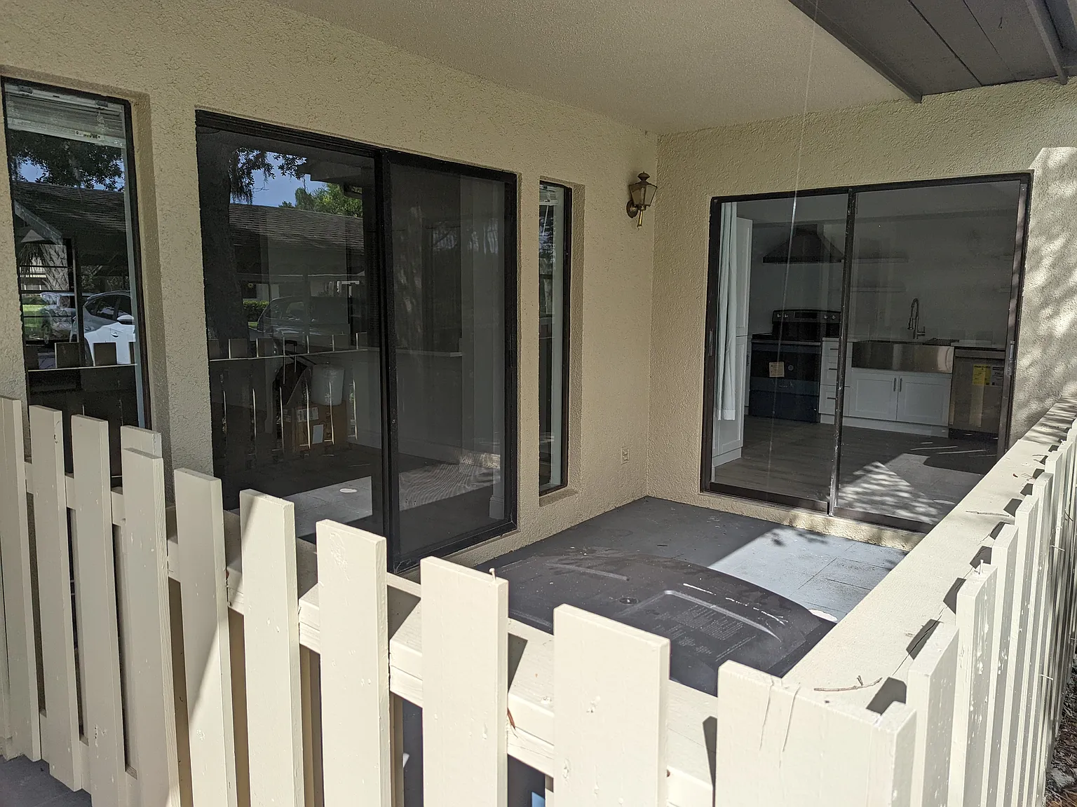 Villa in Eastlake Woodlands — Photo 3